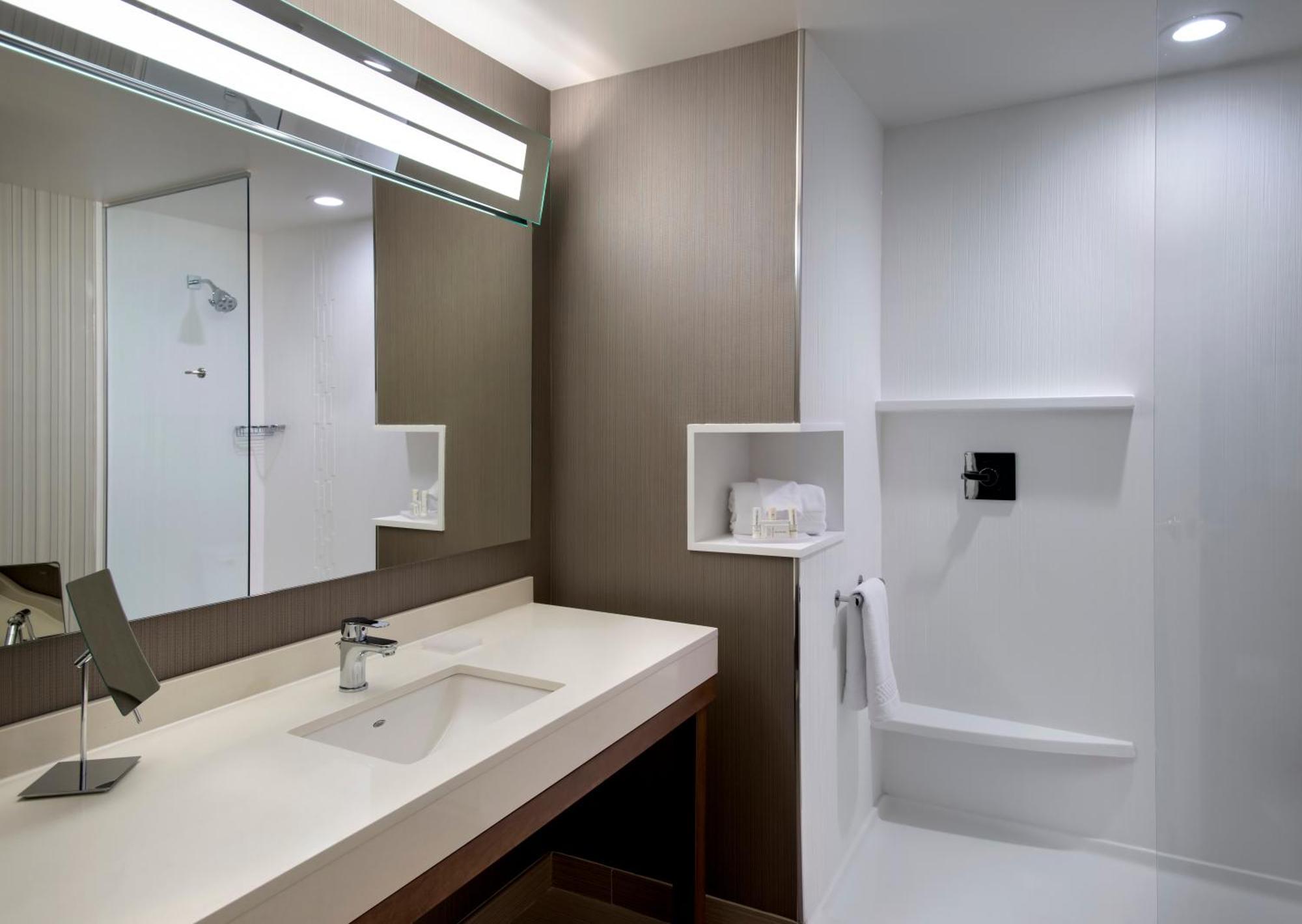 Courtyard By Marriott Schenectady At Mohawk Harbor Hotell Eksteriør bilde